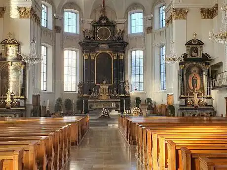 Photo de Katholische Pfarrkirche St. Nikolaus