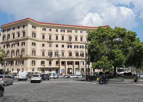 Photo de Piazza Vanvitelli
