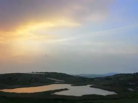 Photo de Riserva naturale Lago Soprano