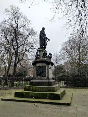 Photo de Duke of Bedford Monument