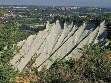 Photo de Rocche Dei Perticali-i Calanchi