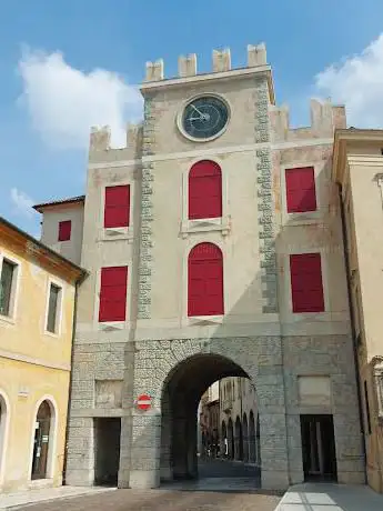 Photo de Torre dell'Orologio-Porta San Lorenzo