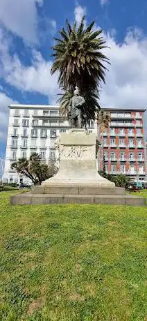 Photo de Spiaggia della Colonna Spezzata
