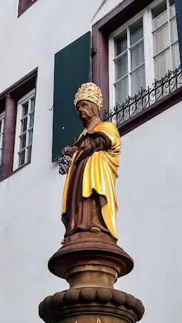 Photo de Fountain of St. Urban