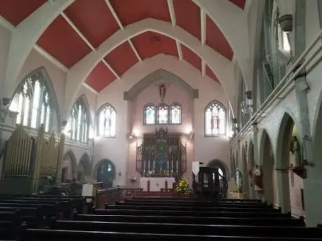 Photo de Holy Trinity C Of E Church