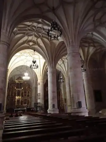 Photo de Parroquia de San Pedro Apóstol