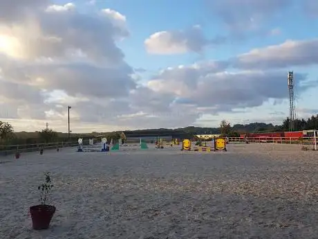 Poney Club Du Voulgis (RV EQUITATION)