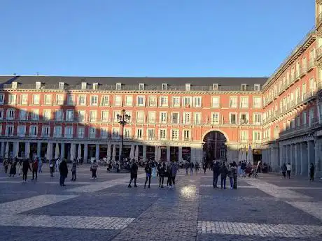 Photo de Official guides Madrid