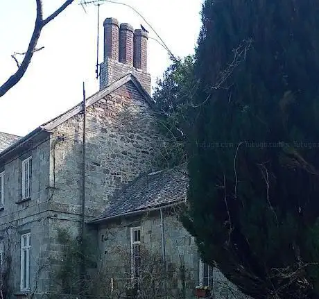 Albro Castle