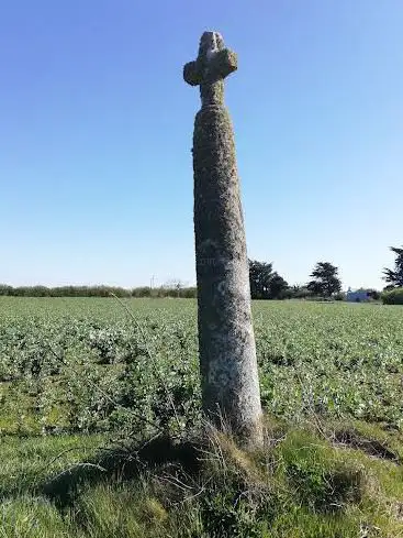 Stèle christianisée de Beuzec (Ar-Groez-Veur)