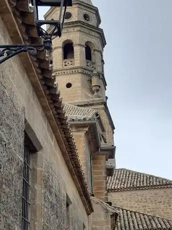 Photo de RubÃn de Ceballos Palace
