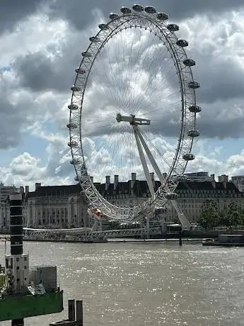 Photo de Sir Joseph Bazalgette Memorial