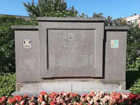 Monument herdenking overleden ontmijners Stad Blankenberge