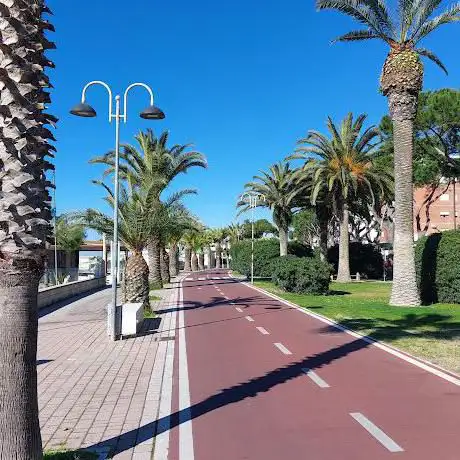 Photo de Lungomare Tortoreto