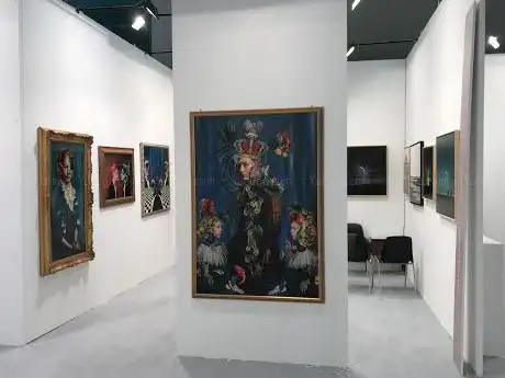 Photo de & ART GALLERY