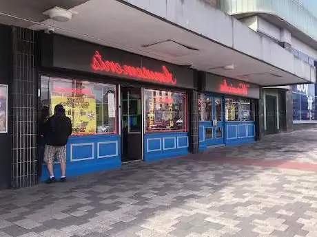 Photo de Warwick's Amusements