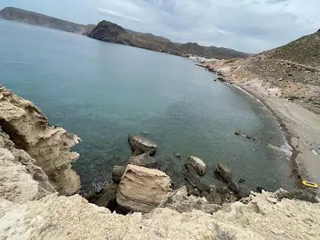 Photo de Piscina Camping La Caleta