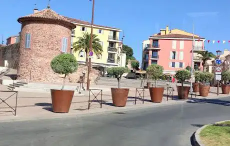 Photo de Frejus Tourist Office