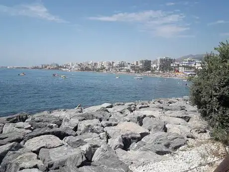 Photo de Playa Arroyo de la Miel