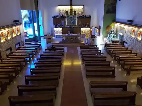 Photo de Parrocchia San Ludovico D'Angiò