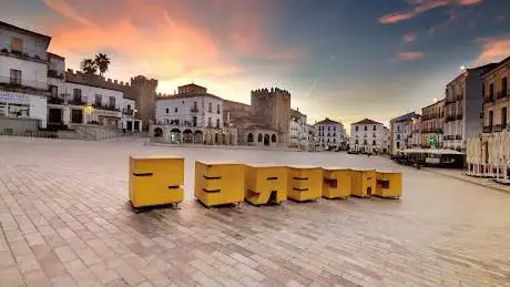 Photo de Letras Cáceres