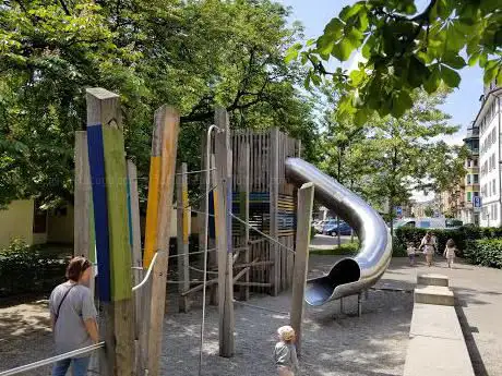 Brupbacherplatz Spielplatz