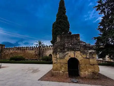 Photo de Puerta de Sevilla