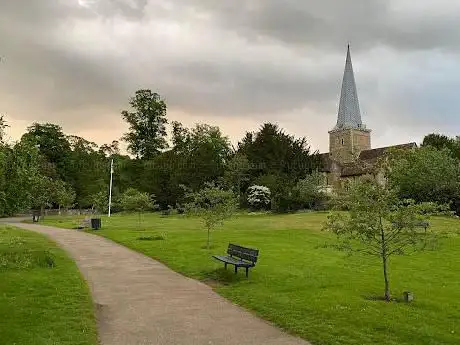 Photo de Phillips Memorial Cloister