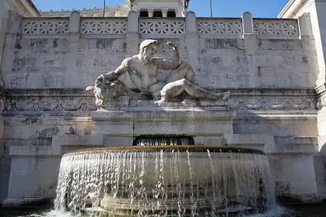 Photo de Fontana dell'Adriatico