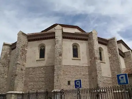 Photo de Old Hospital of Santa Maria la Rica
