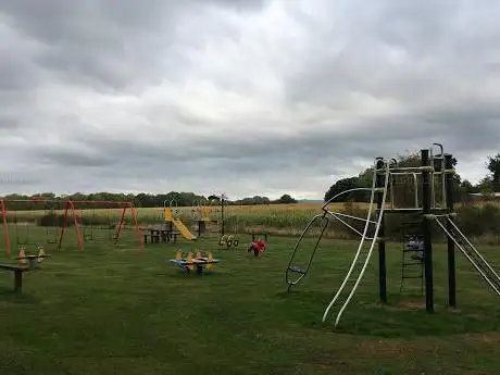 Photo de Blaxton Playing Field / Park