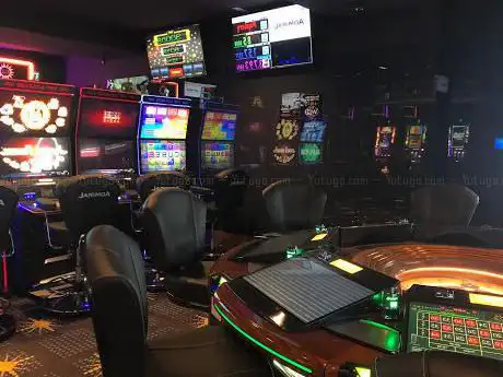 Photo de Salón de juego Admiral Puente Genil