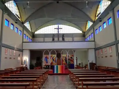 Photo de Parrocchia di San Carlo Borromeo