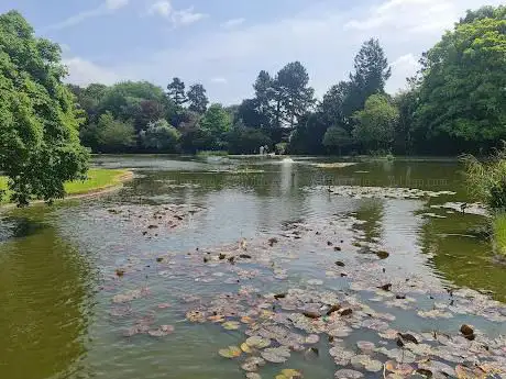 Photo de Burnby Gardens & Museums