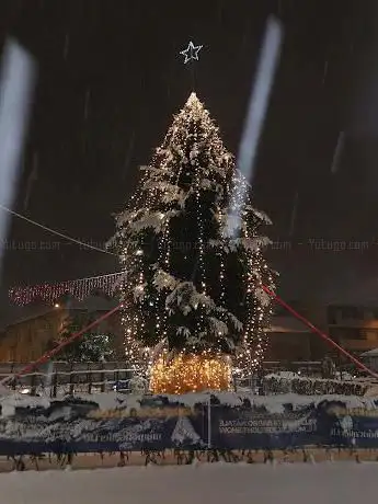 Photo de Pista pattinaggio - villaggio di Babbo Natale (solo nel periodo natalizio)