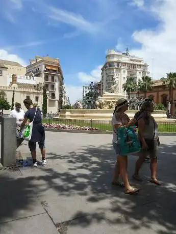 Photo de Fuente de Sevilla
