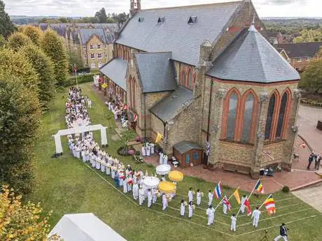 Photo de Wat Phra Dhammakaya London