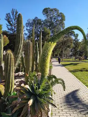 Photo de Columnas de entrada al Bosque Ilustrado