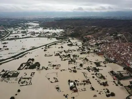 Photo de Desembocadura rÃo Mula en el rÃo Segura