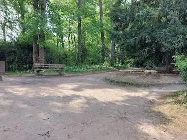 Photo de Parc de l'Ile des Ravageurs - aire de jeux