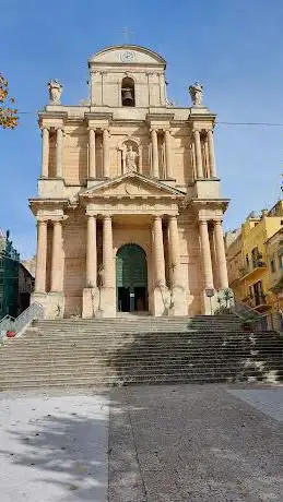 Photo de Church of the Holy Saviour