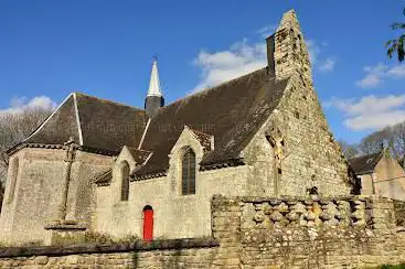 Église Saint-Caradec