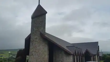 Photo de Mary  Queen Of Peace Catholic Church