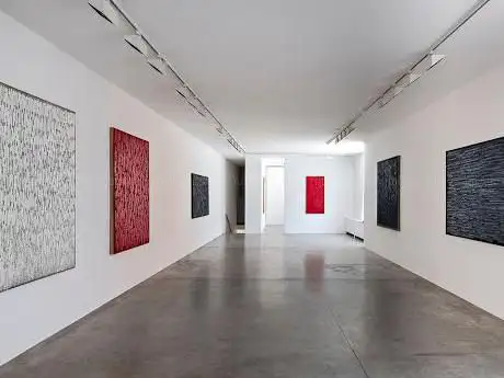 Photo de Cardi Gallery