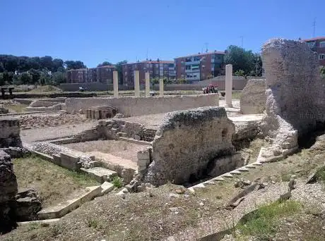 Photo de Complutum. Roman city