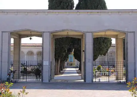 Camposanto di Castelgomberto