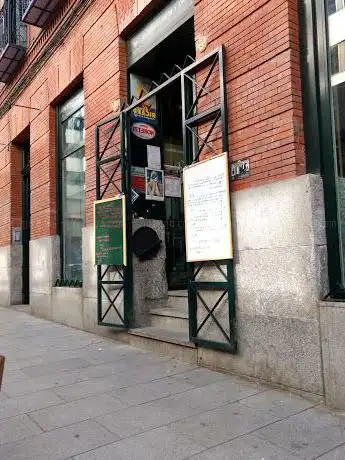 Photo de Bar Ocho Y Medio