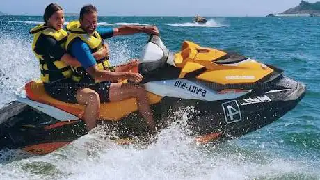Alquiler de motos de agua Baiona