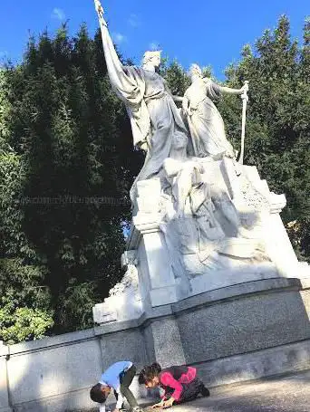 Photo de Monument of the Republic in 1848