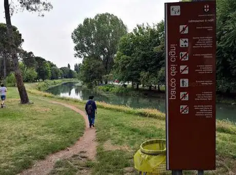 Parco Dei Cigni